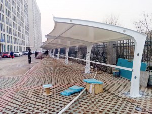 九州通醫藥充電樁車棚